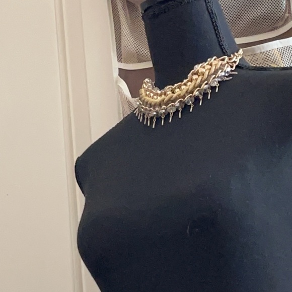 Francesca’s Collection gold breaded choker - Picture 2 of 4